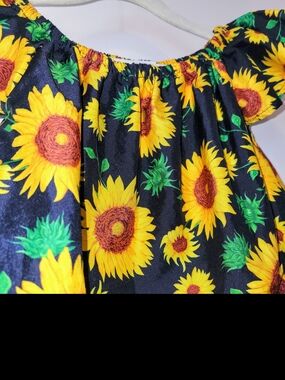 Sunflower Print Off-Shoulder Kids Top - Yellow on Black